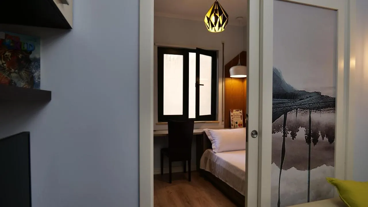 Top Location Kristi Apartments 05 Tirana Albania